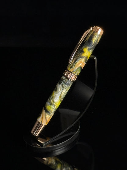 Victory March – Red Gold Fountain Pen | Handmade by Highlander