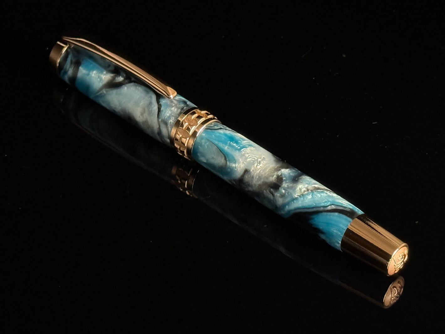 “North Atlantic” Red Gold Rollerball Pen