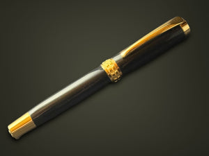 Highlander “Signature Onyx” | Gold Fountain Pen | Handcrafted Resin