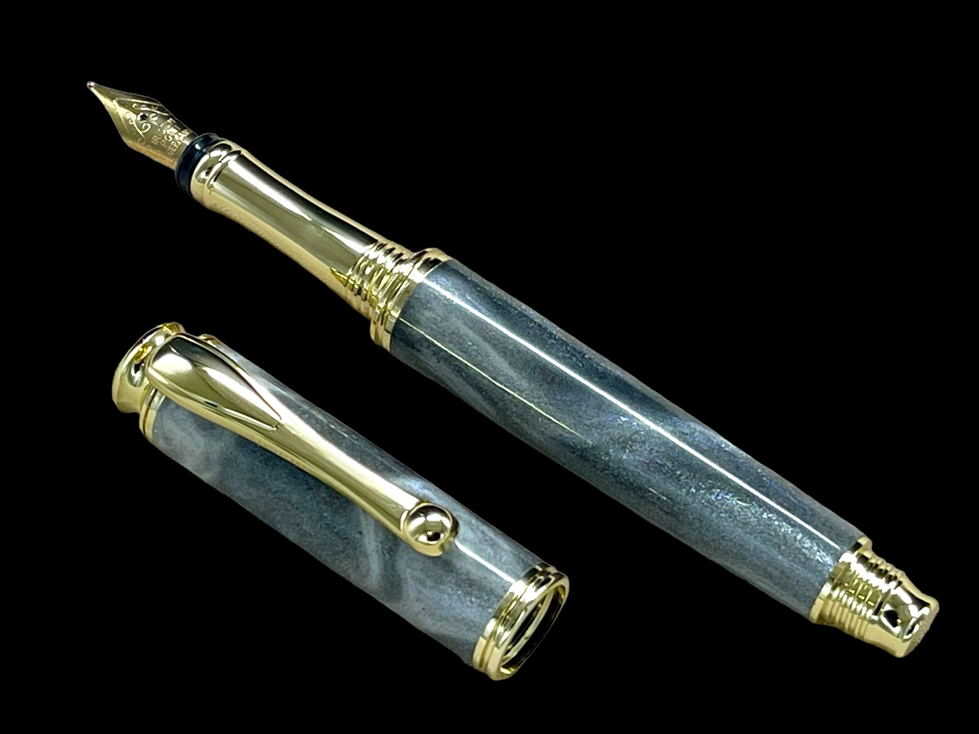 Elegant Swirling Silver Handmade Luxury Gold Fountain Pen By Highlander Writing Instruments. - HighlanderPen