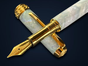 Sapphire Opal | Gold Fountain Pen | Highlander Collection