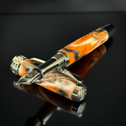 Emberfang | Black Titanium Fountain Pen