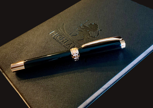 “Signature Black Onyx” | Red Gold Rollerball Pen | Highlander Collection