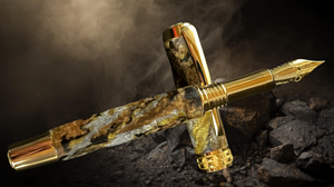 Molten Metals: Meteorite Gold | Gold Fountain Pen | Highlander Collection